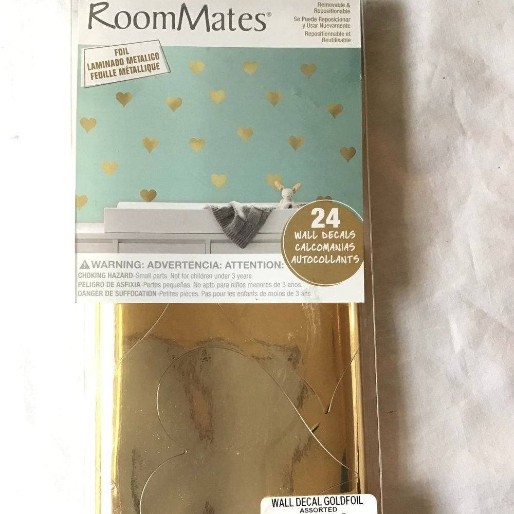 RoomMates Gold Heart Peel And Stick Wall Decals
